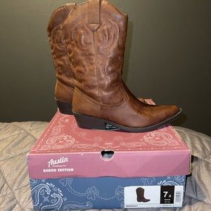 Austin Cowgirl Boots